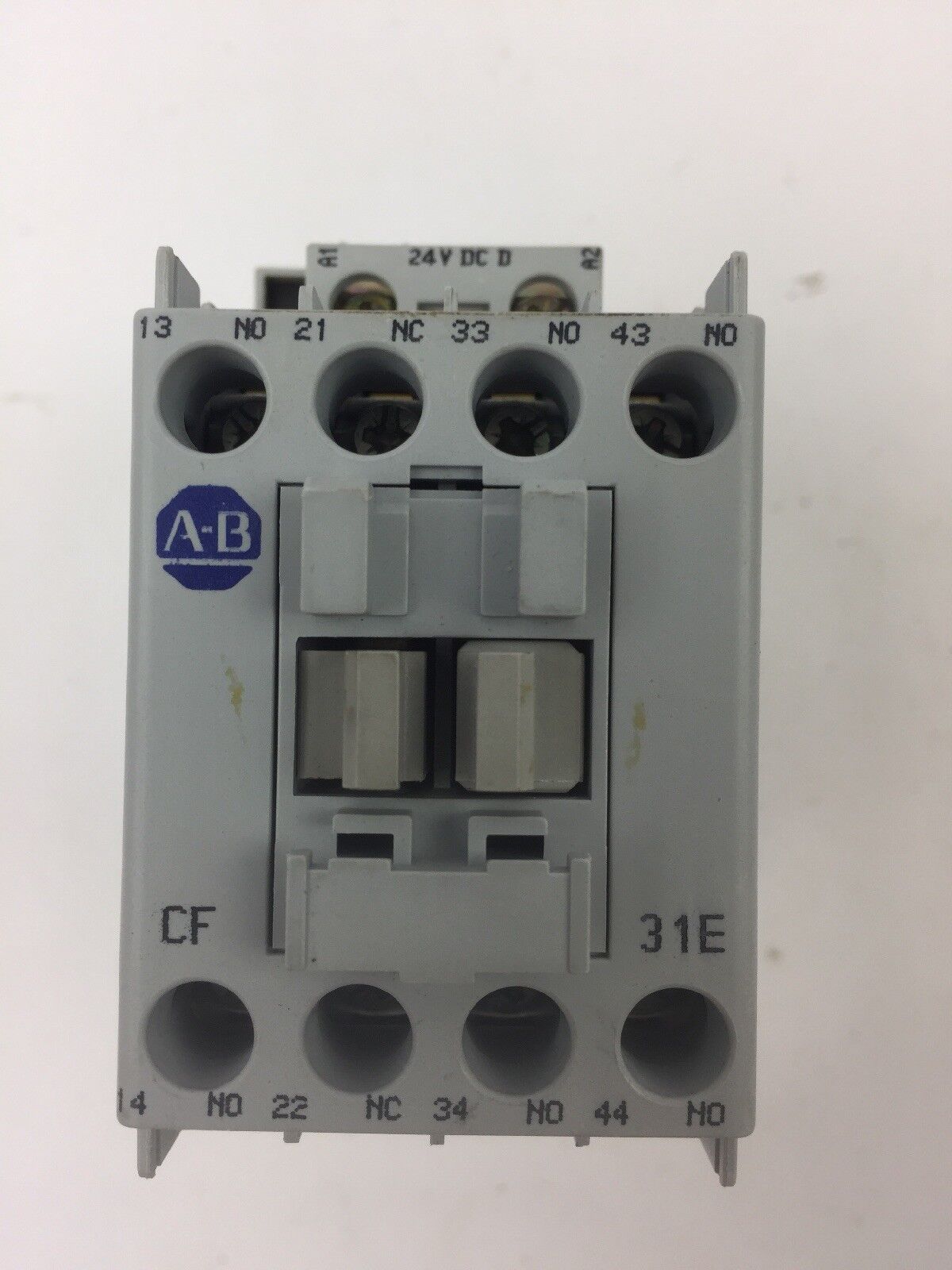 ALLEN BRADLEY 700-CF310D* CONTROL RELAY 600VAC 25 A WITH 100-FSD250 SURGE SUPRES
