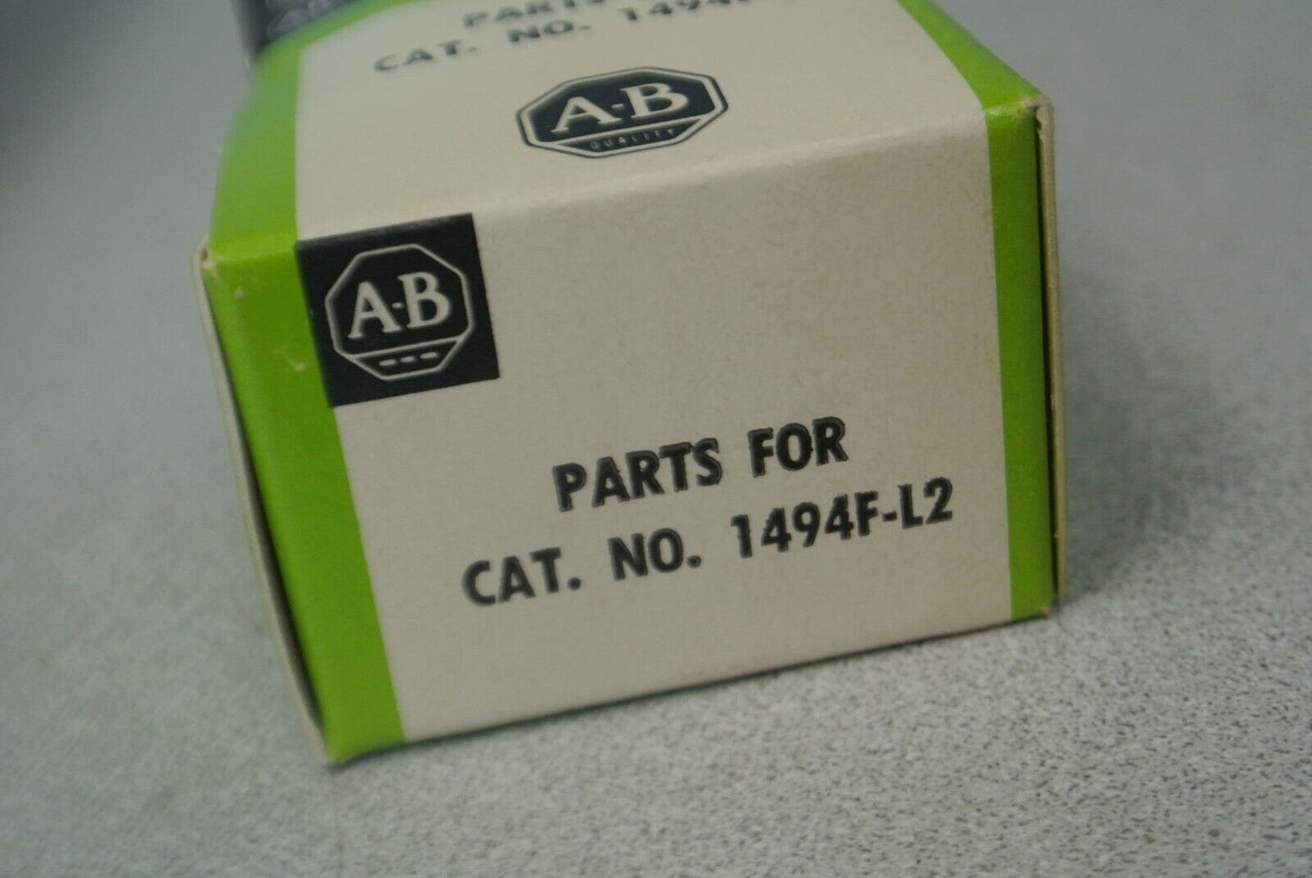 ALLEN-BRADLEY 1494F-L2 DOOR HARDWARE KIT / TOP & BOTTOM LATCHING / NEW SURPLUS