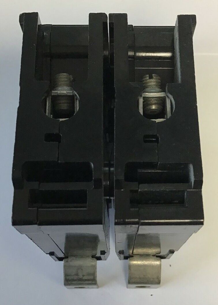 CUTLER HAMMER BA215 QUICKLAG CIRCUIT BREAKER 15A, 2POLE***LOTOF5***