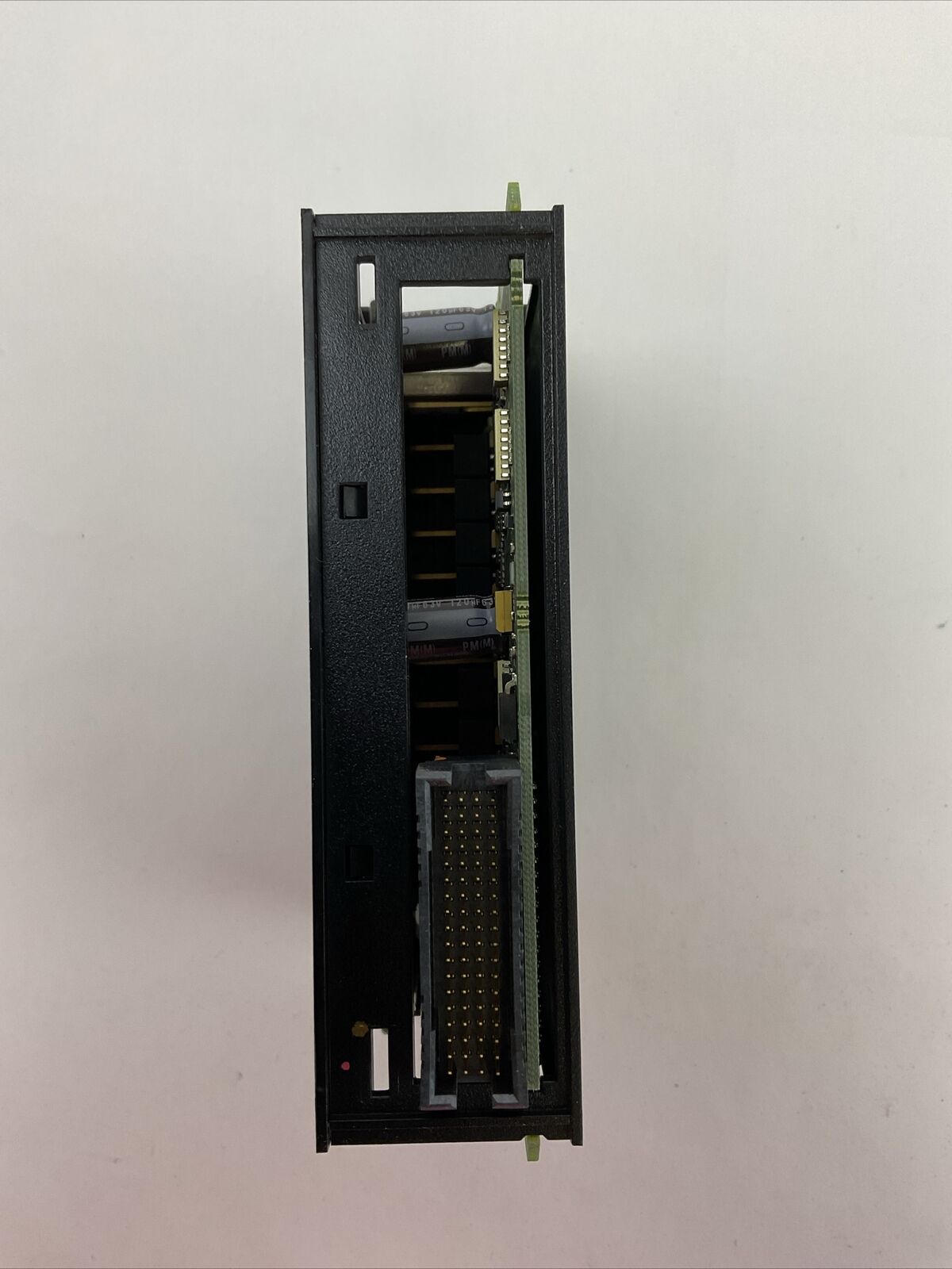 ALLEN BRADLEY 1756-OB16E SER A CAT REV M01 F/W REV 3.2 DC EFUSED OUT 16PT 24VDC