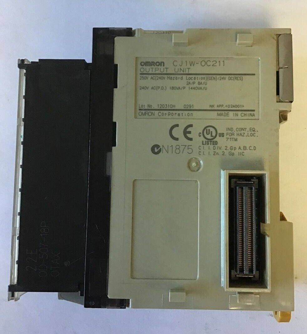 OMRON CJ1W-OC211 OUTPUT UNIT 250VAC 24VDC