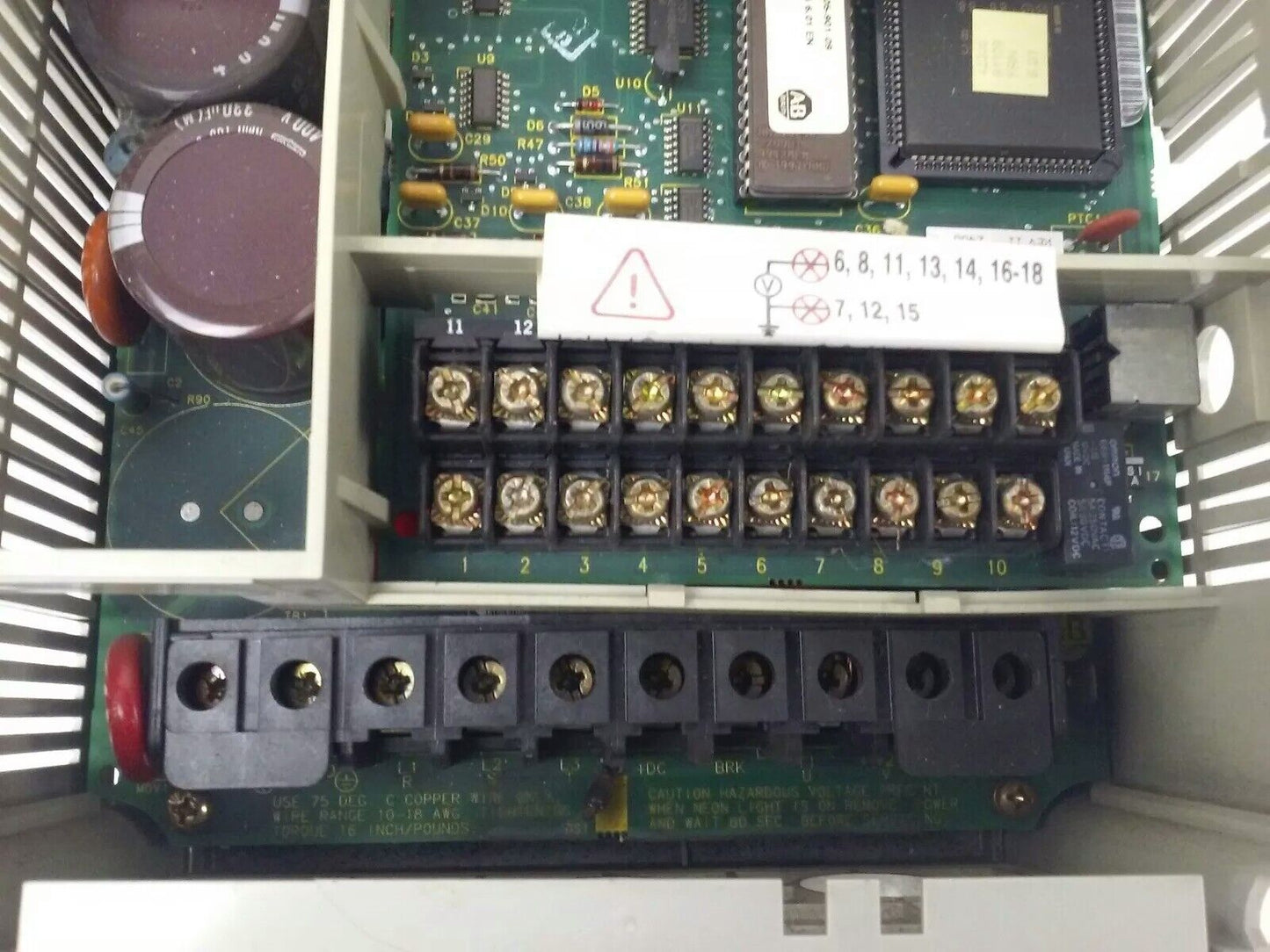 ALLEN BRADLEY 1305-BA03A SER. C, AC DRIVE, INPUT: 380/460V, 2.2A, 50/60HZ, PARTS
