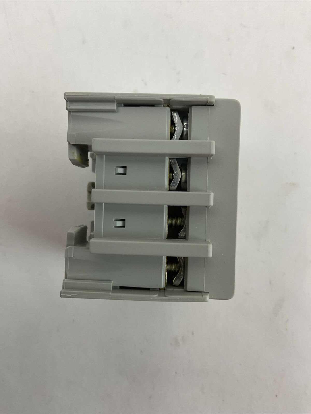 ALLEN BRADLEY 100-FA22 AUXILIARY CONTACT SER B 600VAC 10A FRONT MOUNT