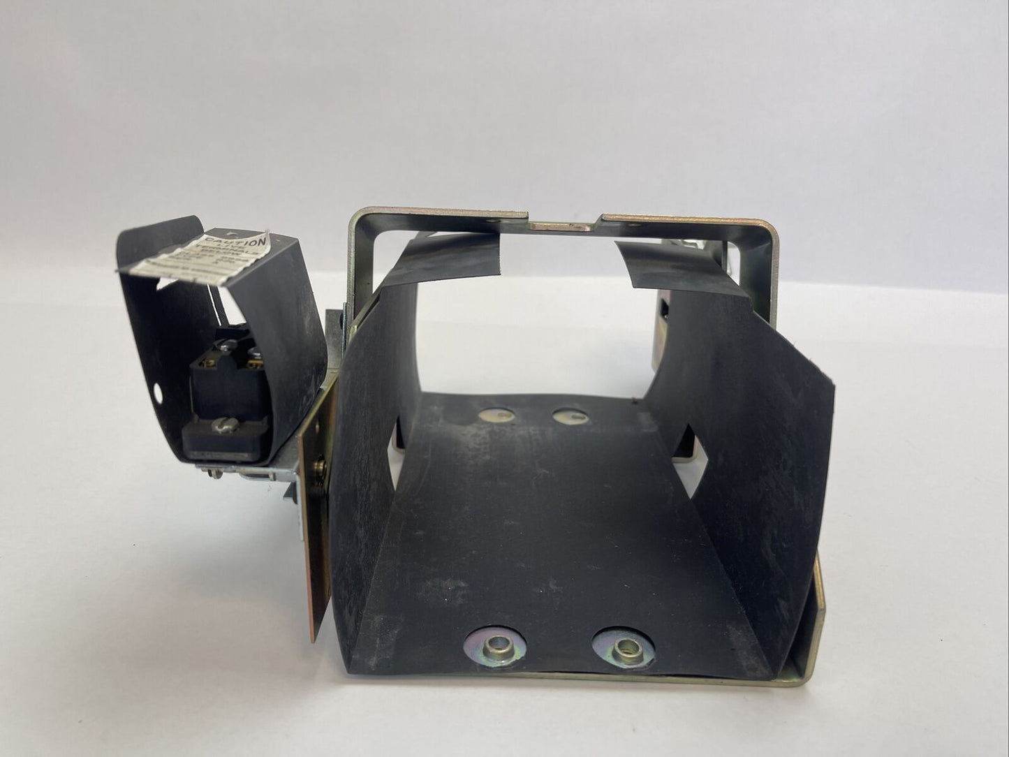 SQUARE D 9422RP1 OPERATING MECHANISM SER B MISSING LOWER METAL BRACKET 9999 R26