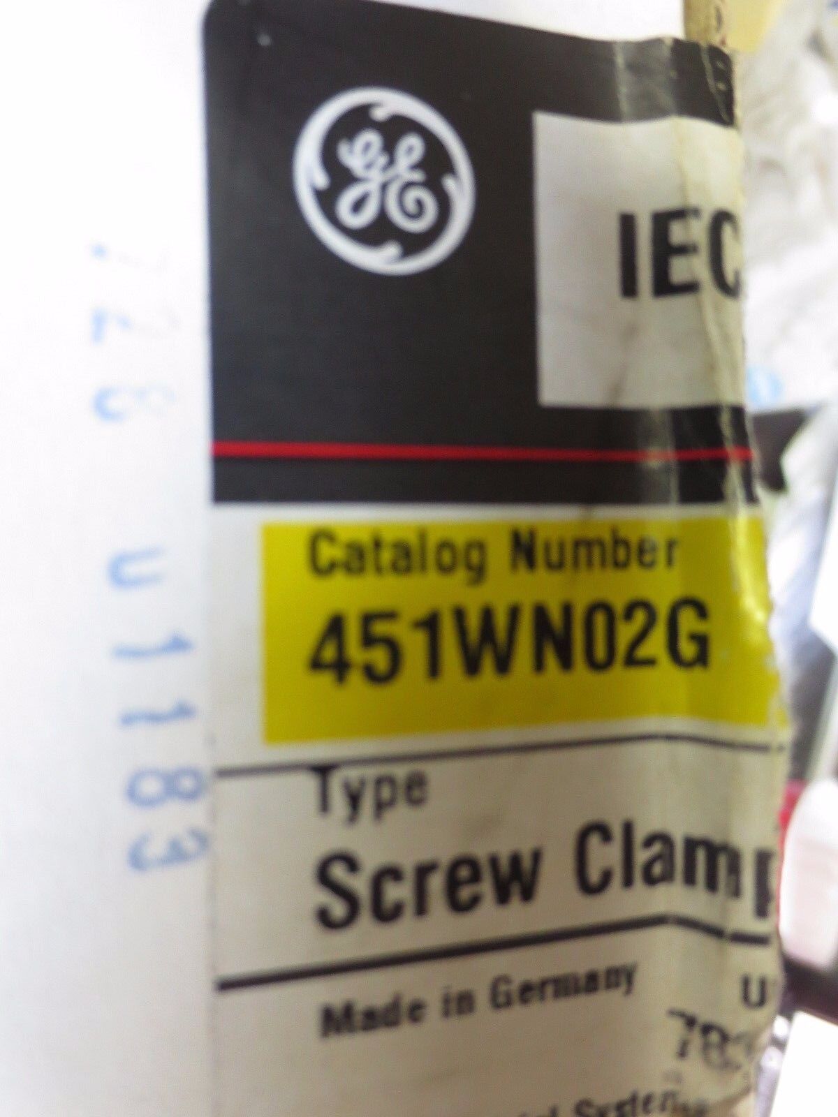 GE 451WN02G IEC TERMINAL BLOCK / SCREW CLAMP 2.5mm FEED THRU, LOT/99 NEW SURPLUS