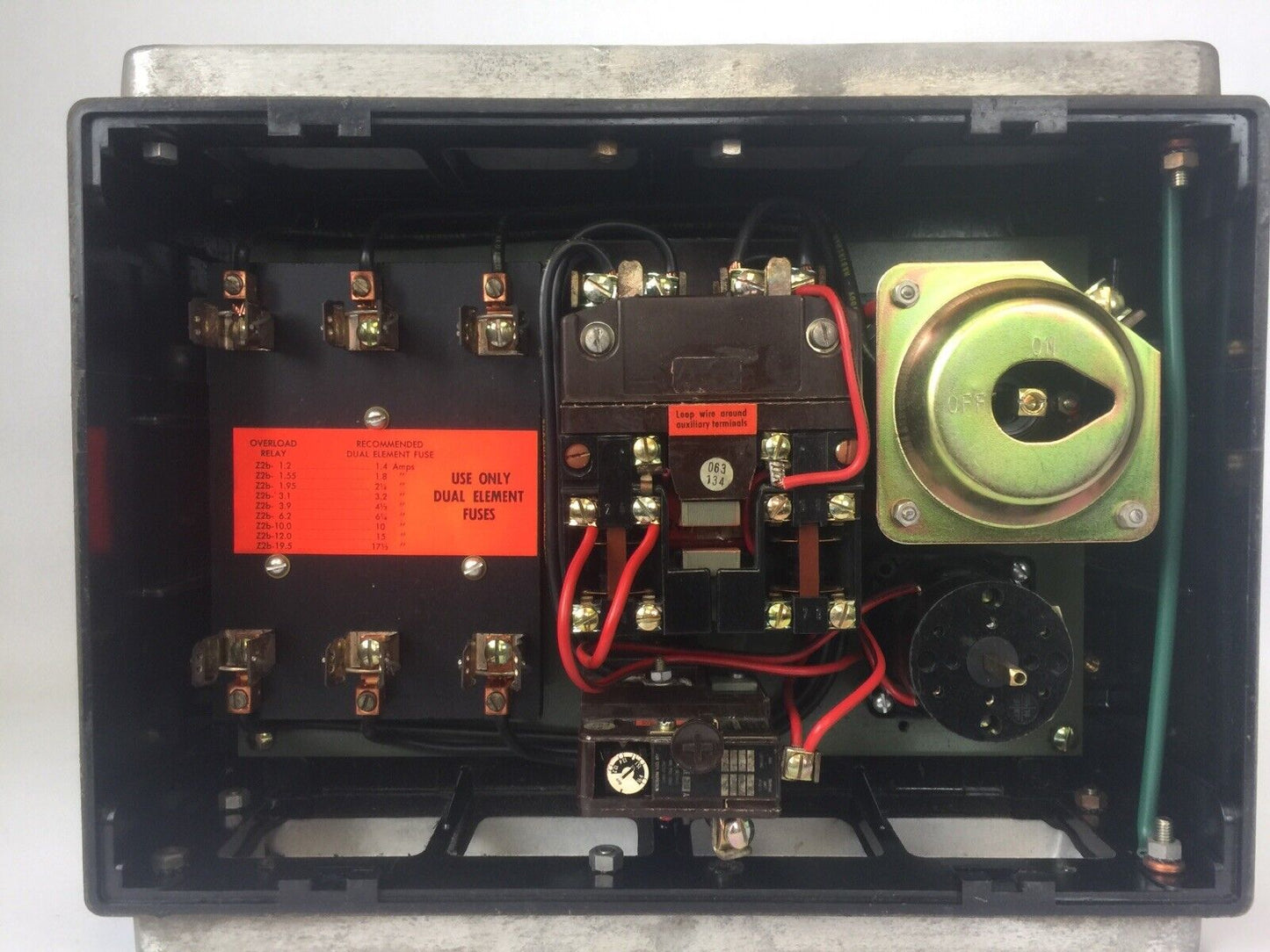KLOCKNER MOELLER CF-DIZL-2vh-i MAGNETIC COMBINATION STARTER 440V 3PH 10HP COIL