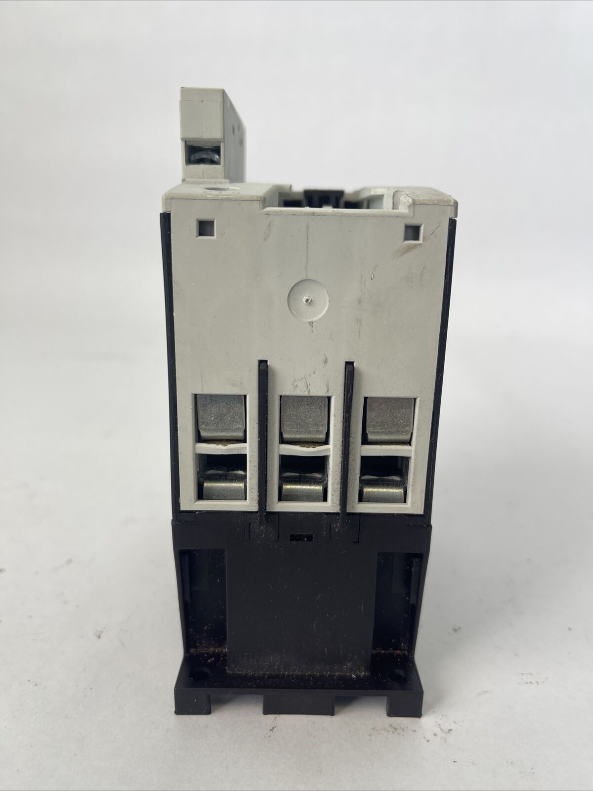 EATON DIL M50 XTCE050D CONTACTOR 600VAC 50HP 80AMP 250VDC 15HP 80AMP 3P COIL 24V