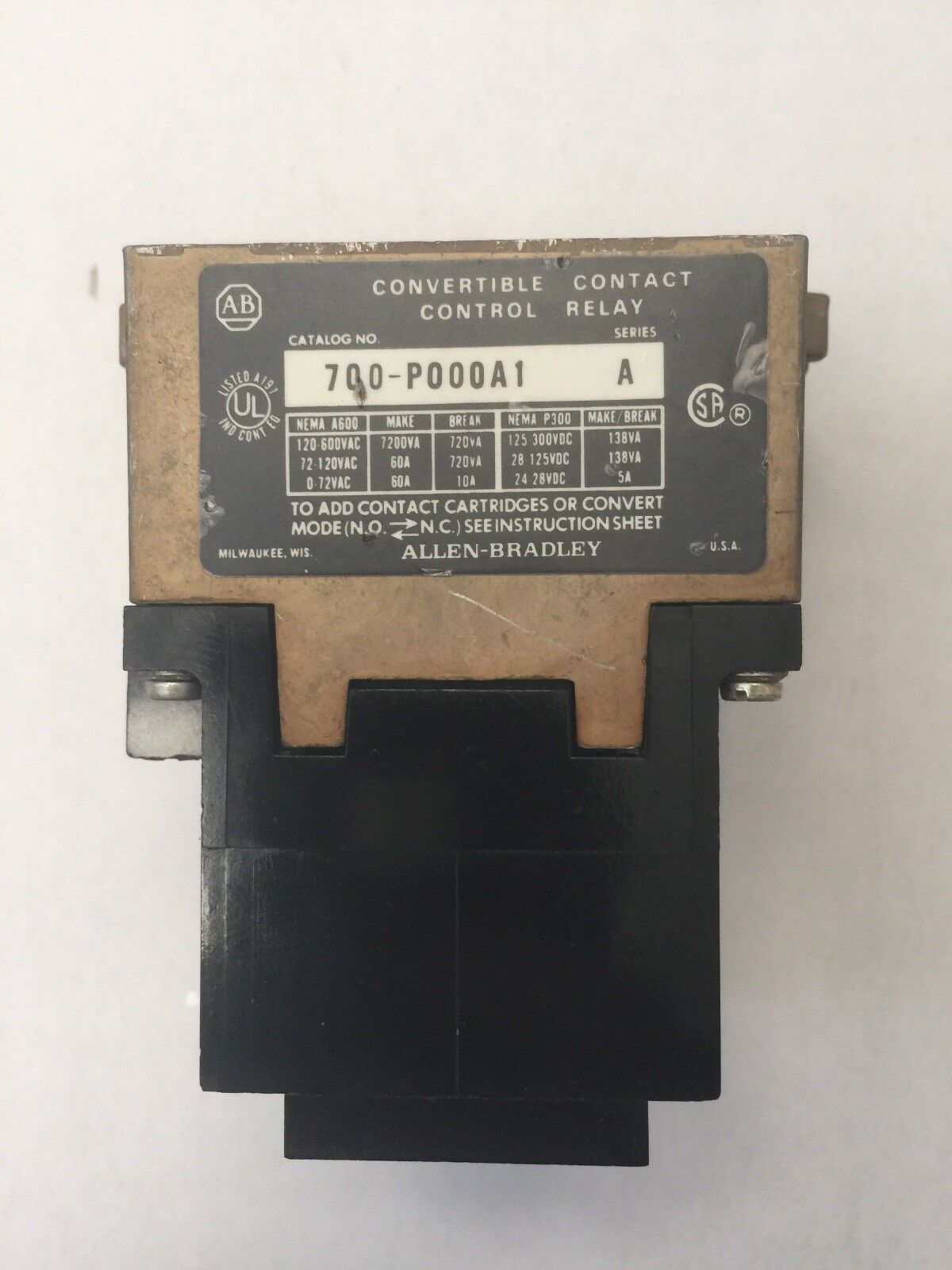 ALLEN BRADLEY 700-P000A1 CONTROL RELAY TYPE P 115-120V 60HZ 110V 50HZ SERIES A