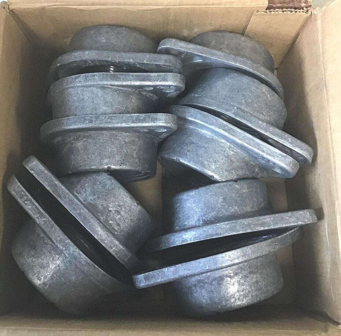 CHALLENGER 35-37 INTERCHANGEABLE HUB-TYPEII ****LOTOF10****