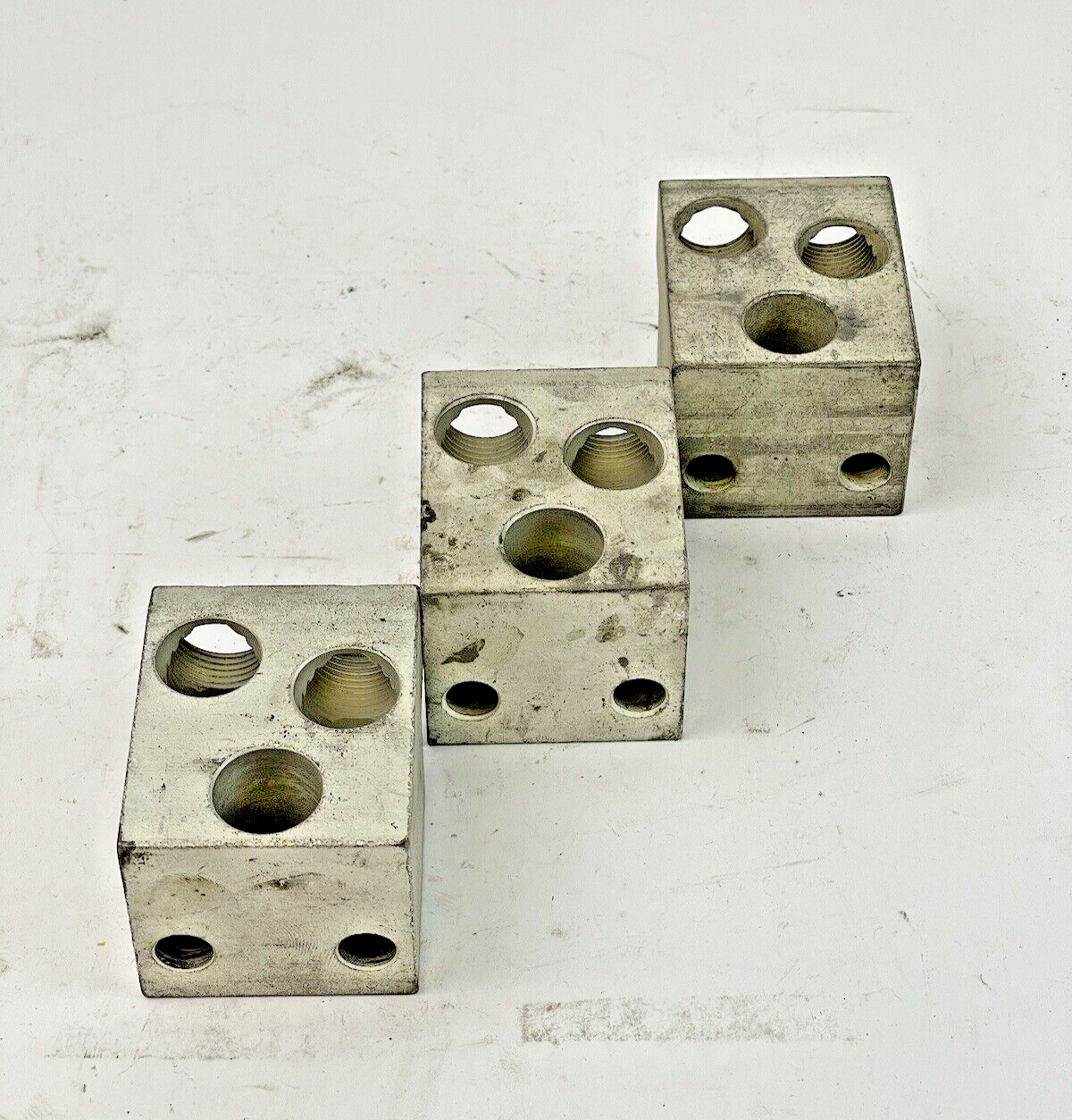 ITE / SIEMENS *LOT OF 3* - TA3-K400 - BREAKER TERMINAL LUG - CU-AL, 400 MCM