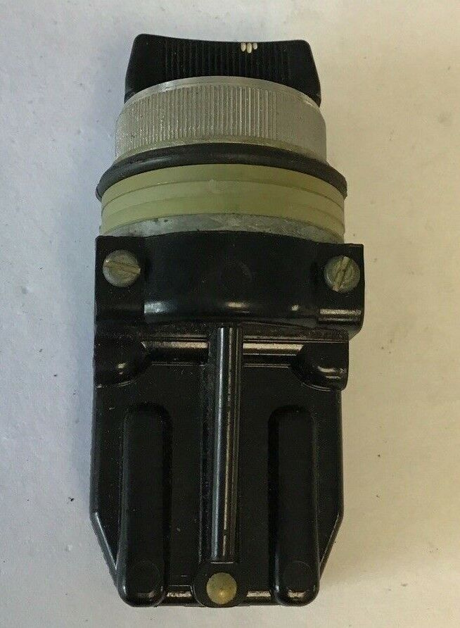GENERAL ELECTRIC CR104B22112 SELECTOR SWITCH