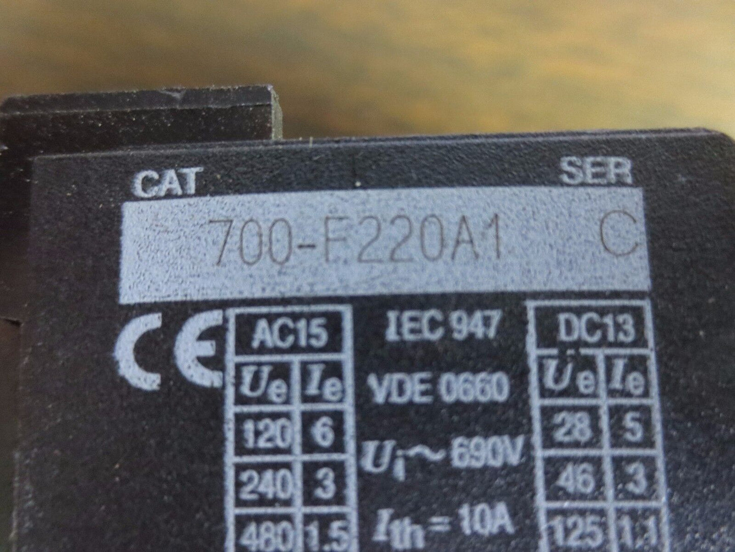 ALLEN-BRADLEY 700-P220A1, Ser. C - RELAY