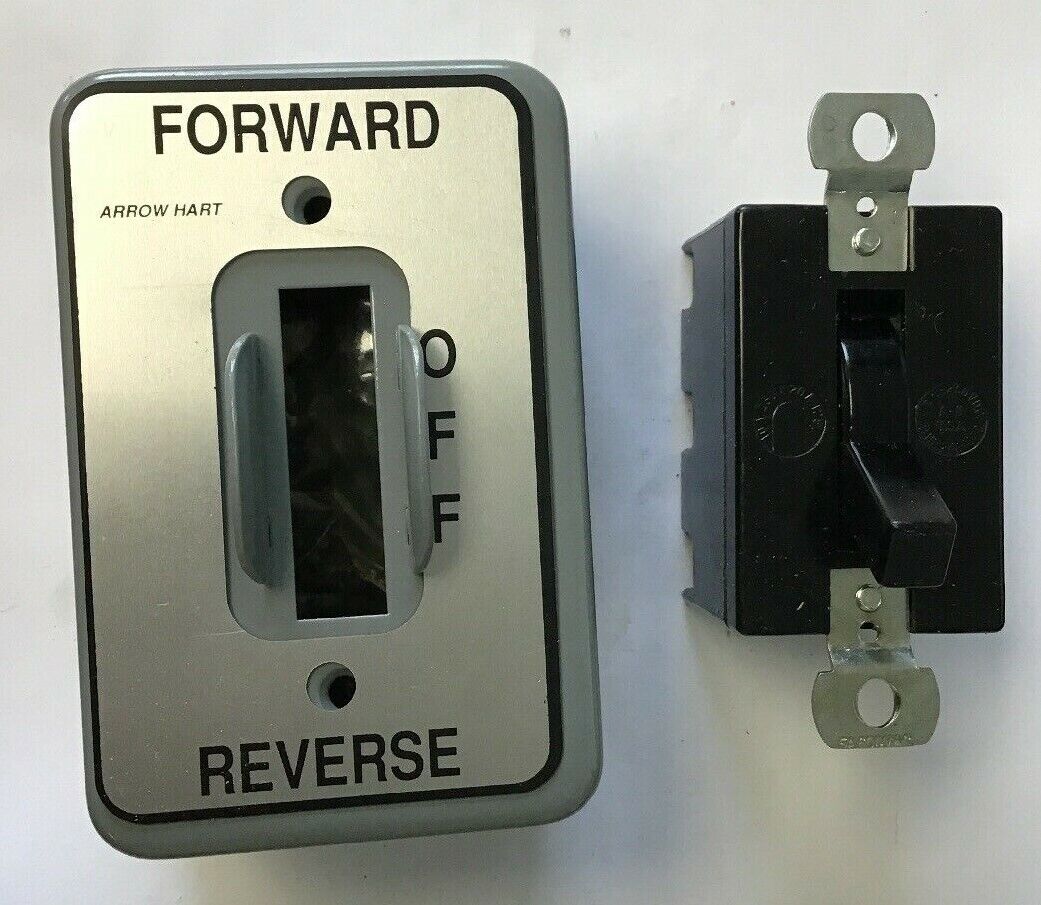 ARROW HART 27940G AC-DC TOGGLE SWITCH 20A,125V 10A, 250V 3POS. CTR STOP