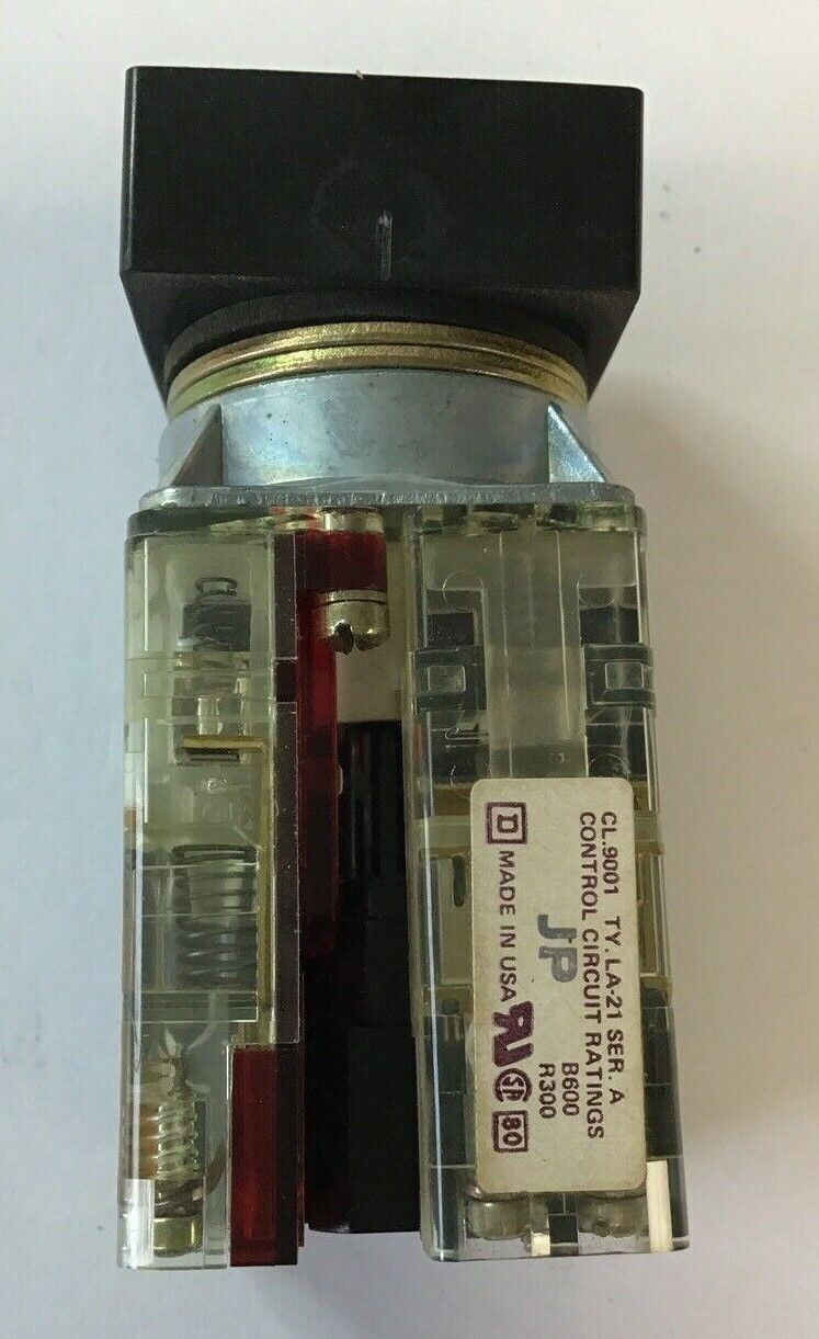SQUARE D LMA1 SER.B 120V 50/60HZ W/LA-21 SER.A W/ LA-1 LIGHT MODULE