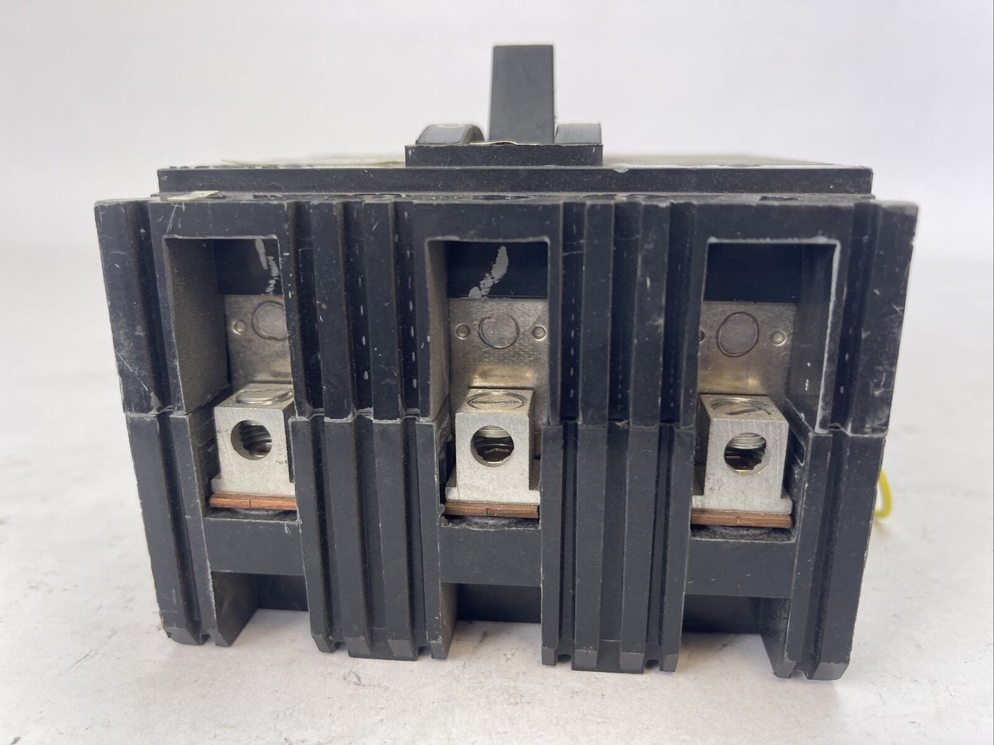 SQUARE D FAL3600712M1212 ADJ. INST. TRIP CIRCUIT BREAKER 7A 600VAC SER2 18-70AMP
