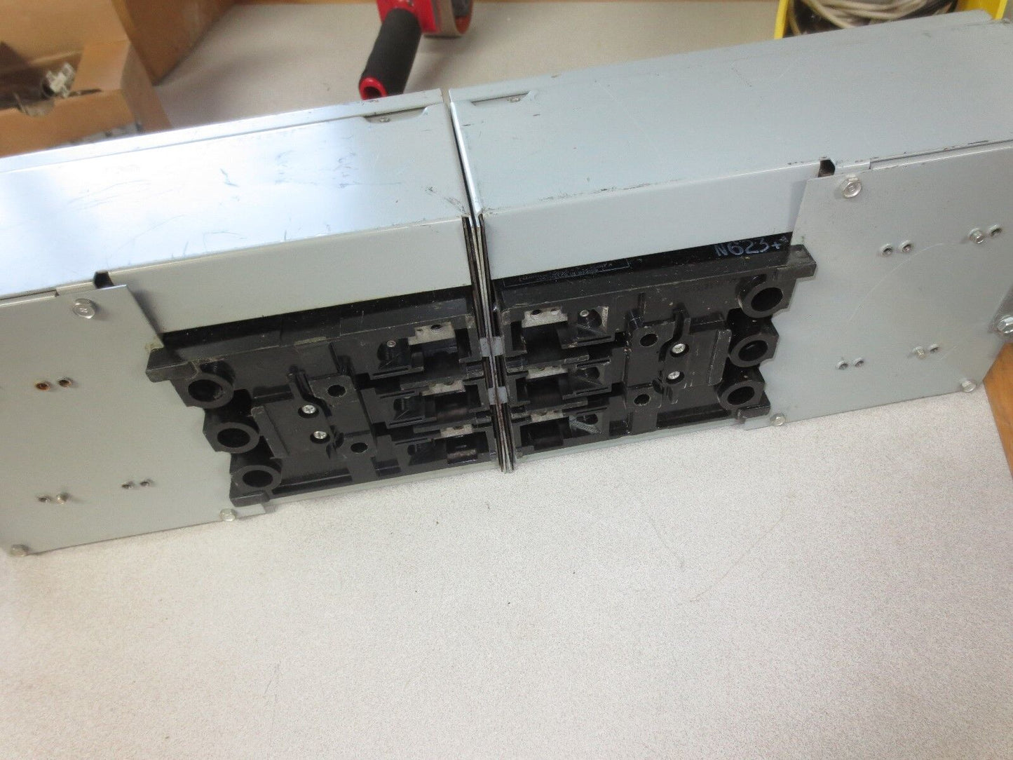 GENERAL ELECTRIC THFP361L TWIN PANELBOARD SWITCH - 30A, 600VAC, 3-POLE