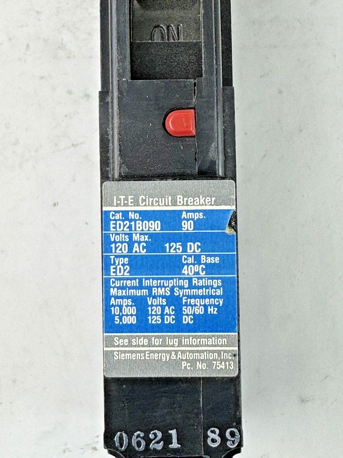 SIEMENS / ITE *BOX OF 3* - ED21B090 - CIRCUIT BREAKER - 1 POLE/120VAC/90A - NEW