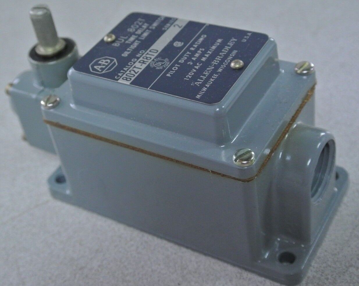 ALLEN-BRADLEY 802T-R8TD, Ser. 2 - TIME DELAY LIMIT SWITCH NEW SURPLUS