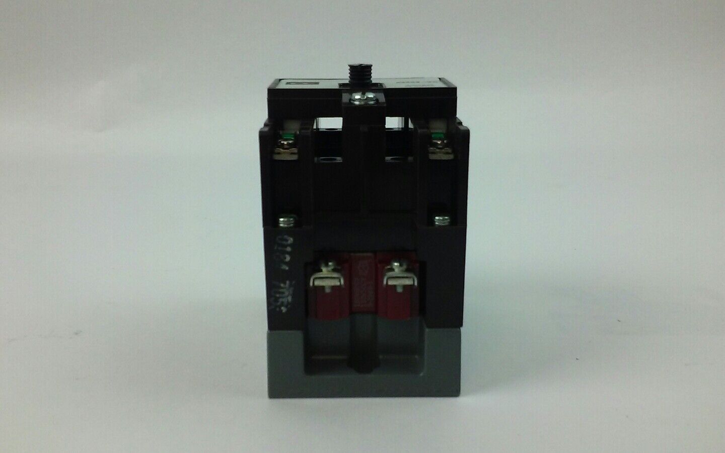 CUTLER HAMMER TYPE M RELAY 600V D26MR20A