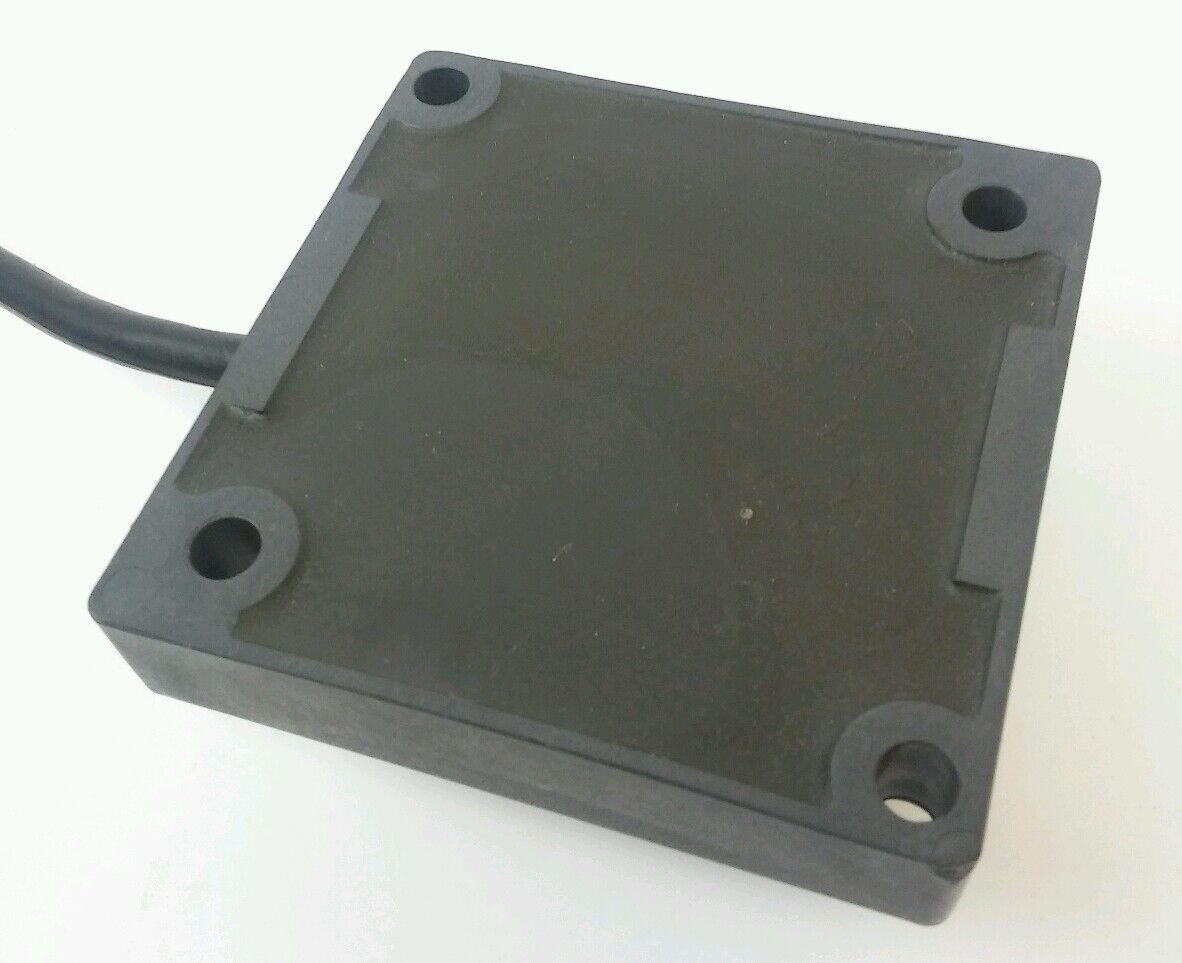 NAMCO EE560-84410 EXTENDED-RANGE PROXIMITY SENSOR
