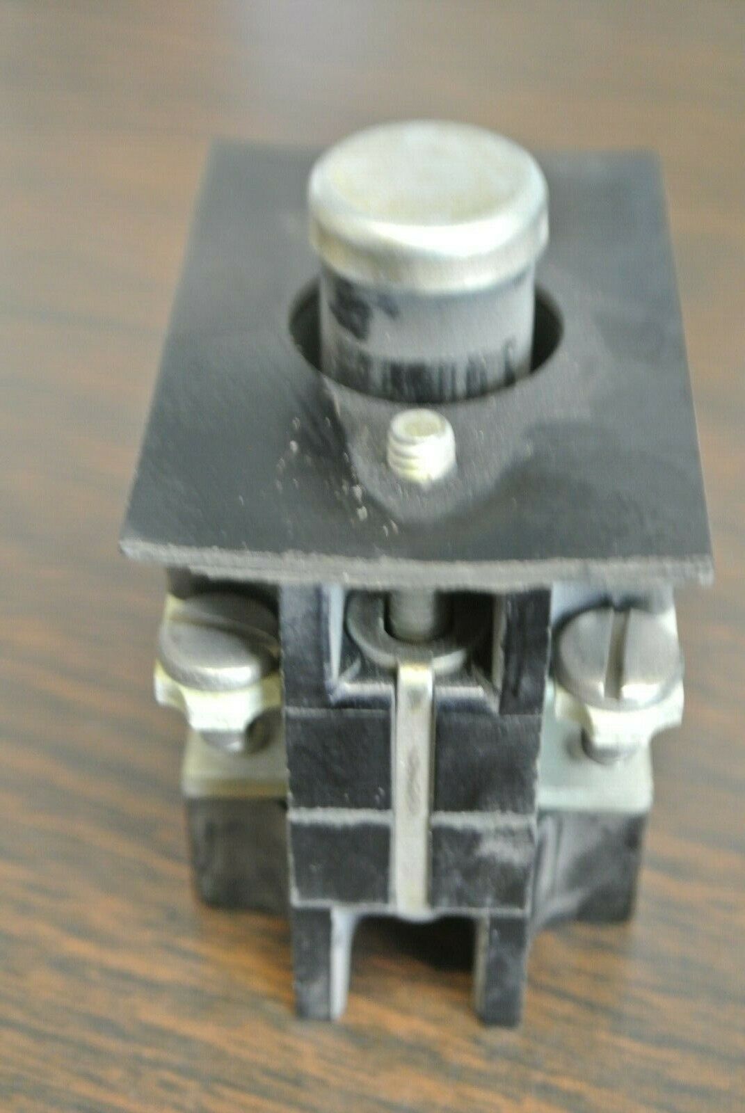 ALLEN-BRADLEY X-163348 CONTACT ASSEMBLY / NEW SURPLUS