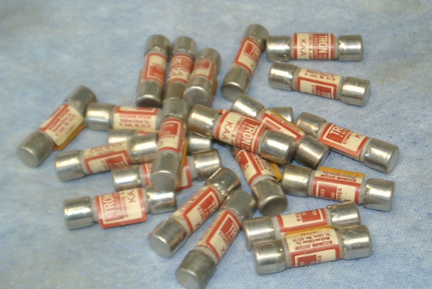 LOT of 23 / BUSSMANN / TRON KAA3 RECTIFIER FUSE / 3A / NEW SURPLUS