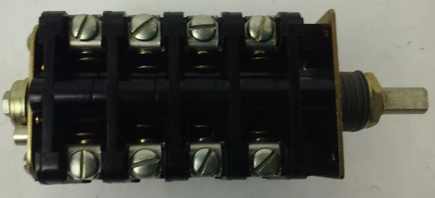 ALLEN BRADLEY J682862/7 ROTARY PILOT SWITCH, SIZE 10, 25A, 4 POSITION, 8 CIRCUIT