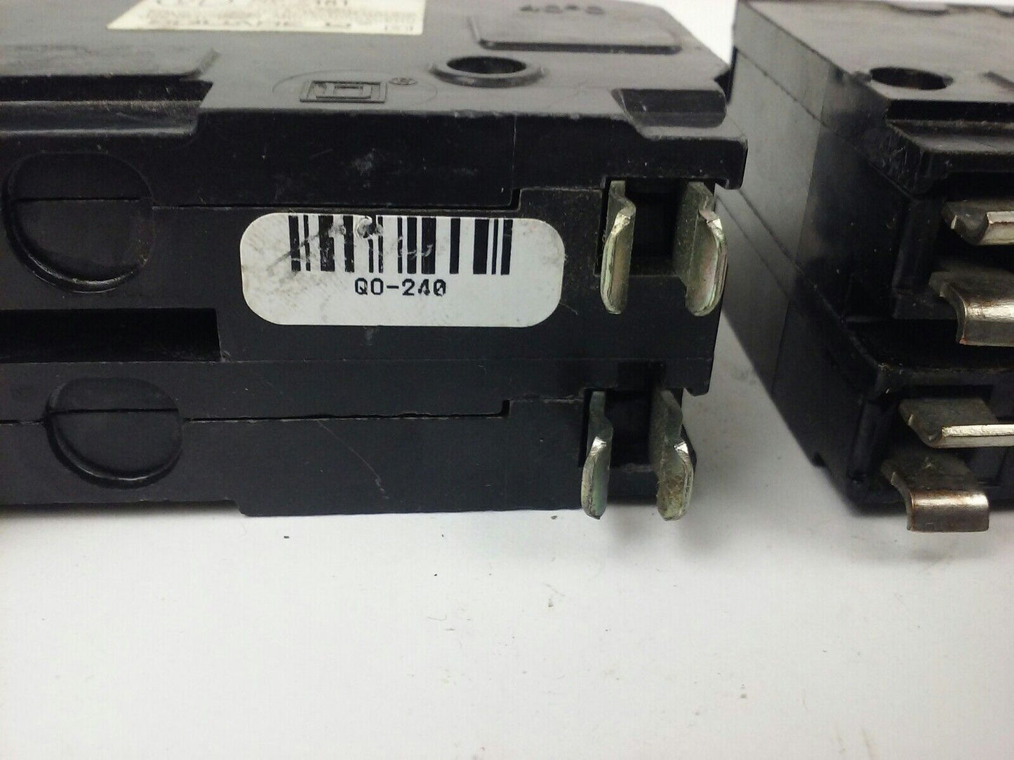 SQUARE D QO240 CIRCUIT BREAKER, 2 POLE, 40 AMP, 120/240V, 10KA, QO, (LOT OF 2)
