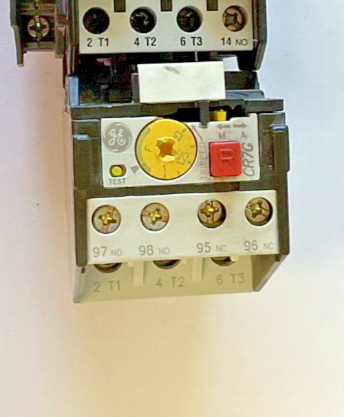 GENERAL ELECTRIC CR7CA-10 STARTER W/CR7XA11B AUX CONTACT CR7G1WF RELAY