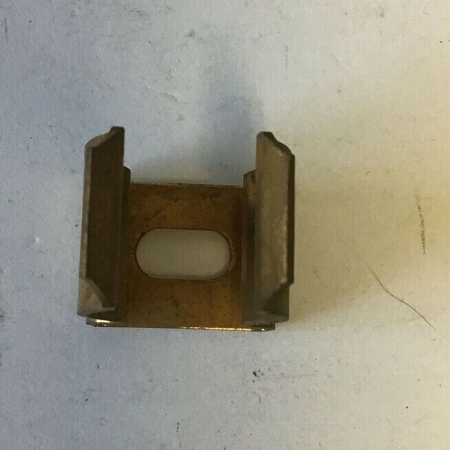 ILSCO C14 FUSE CLIP/HOLDER ****LOTOF7***