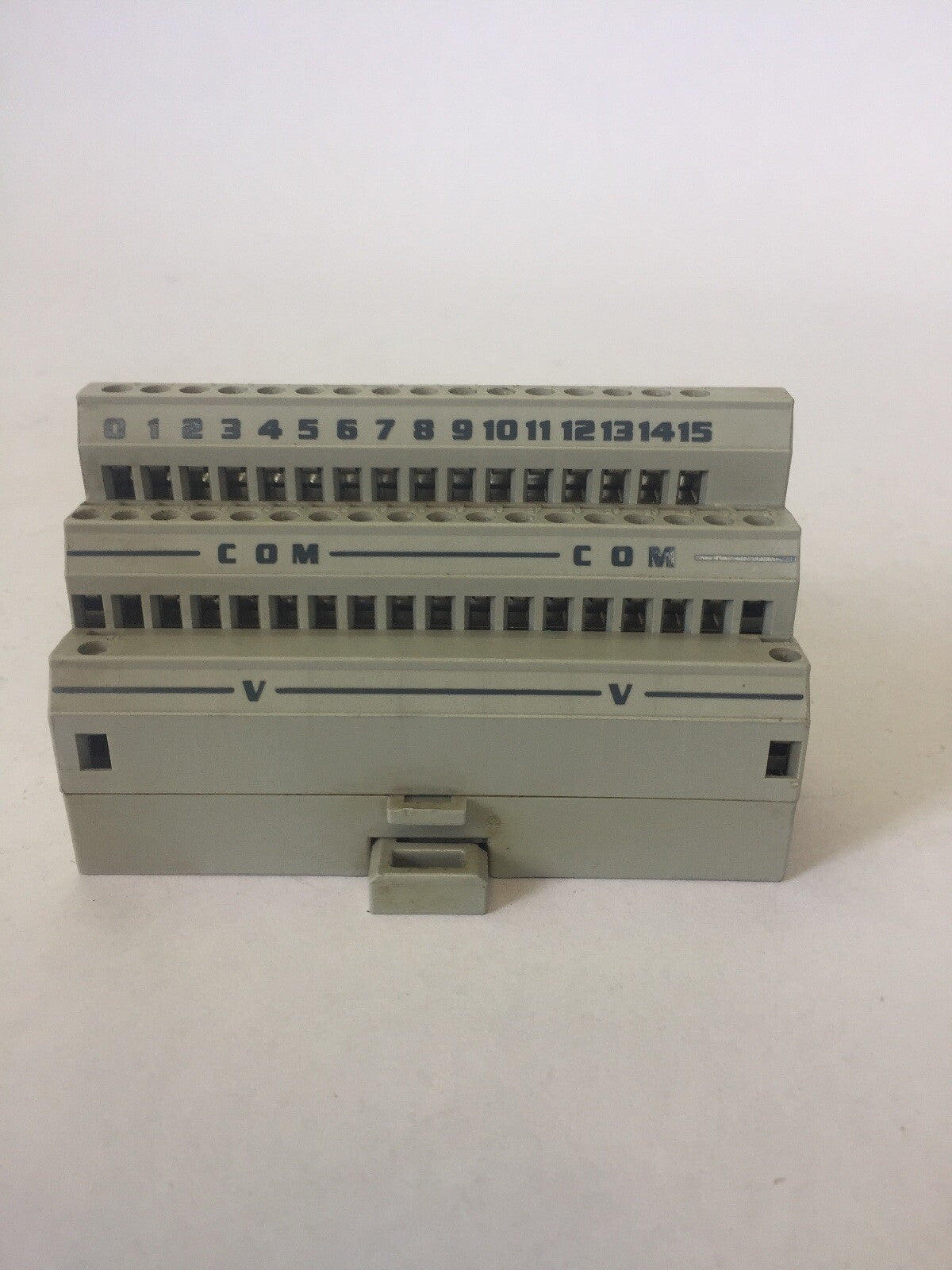 ALLEN BRADLEY 1794-TB2 I/O TERMINAL BLOCK SER A REV A01 F/W REV BLANK 5VDC