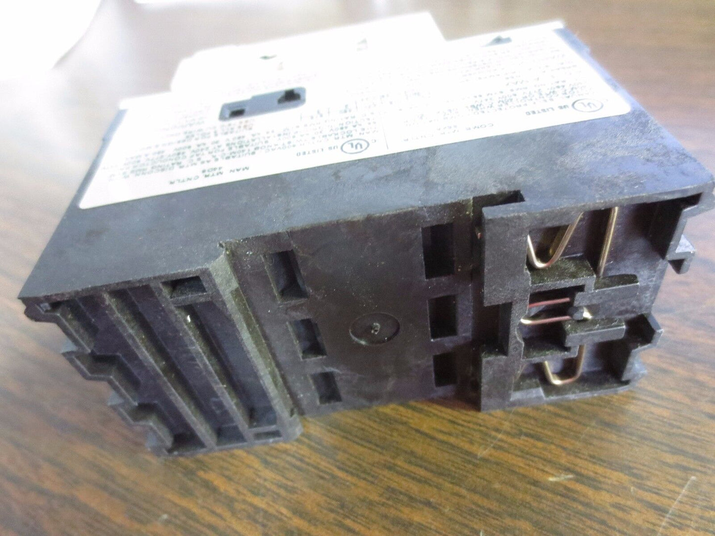 ALLEN-BRADLEY 140M-D8E-B40, Ser. B MOTOR PROTECTOR CIRCUIT BREAKER