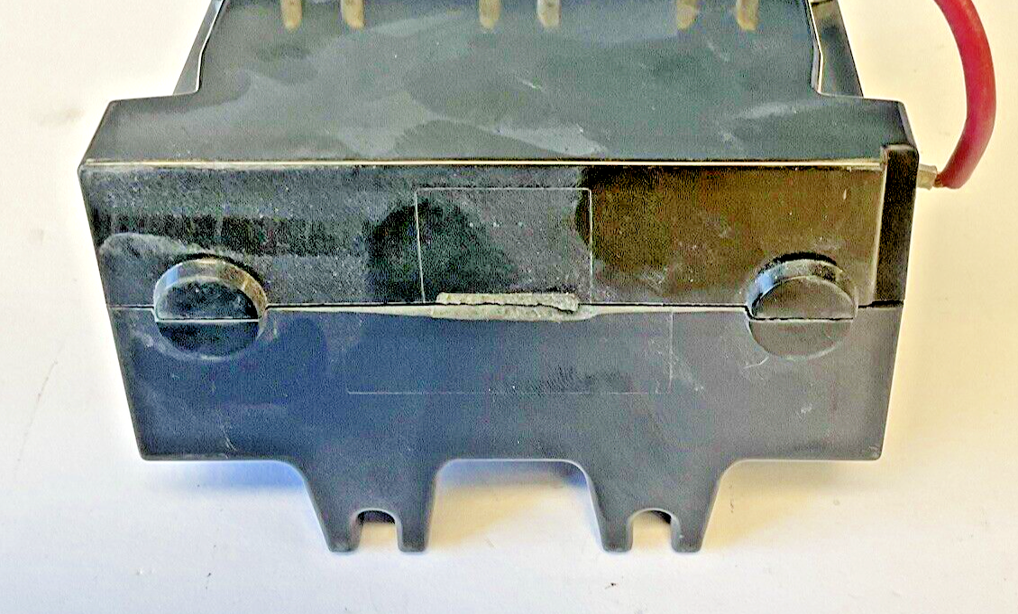 ALLEN-BRADLEY 592-EUTB RELAY SER.A 600VAC