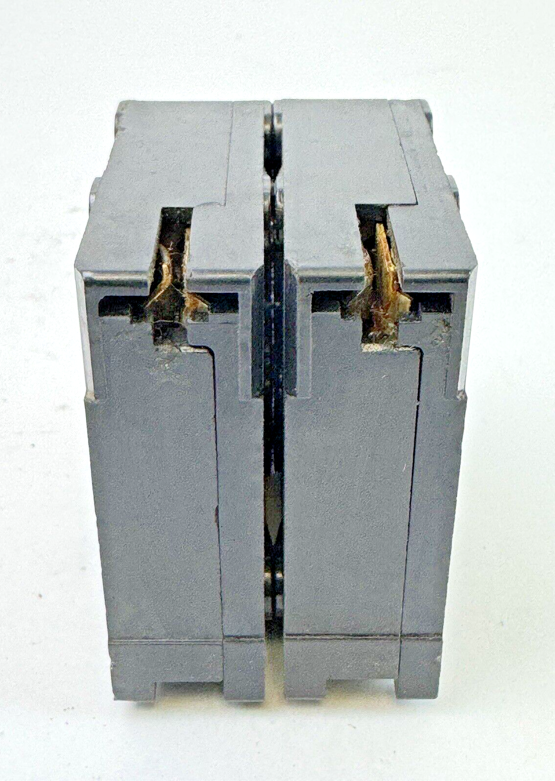 CUTLER-HAMMER / EATON - BR215 - SNAP-IN CIRCUIT BREAKER - 2 POLE/15A/240 VAC
