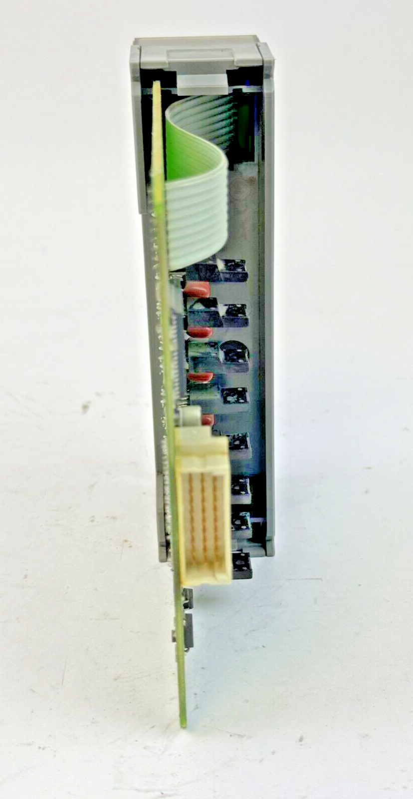ALLEN-BRADLEY - 1746-OA8 SER. B - SLC OUTPUT MODULE - 1746-0A8