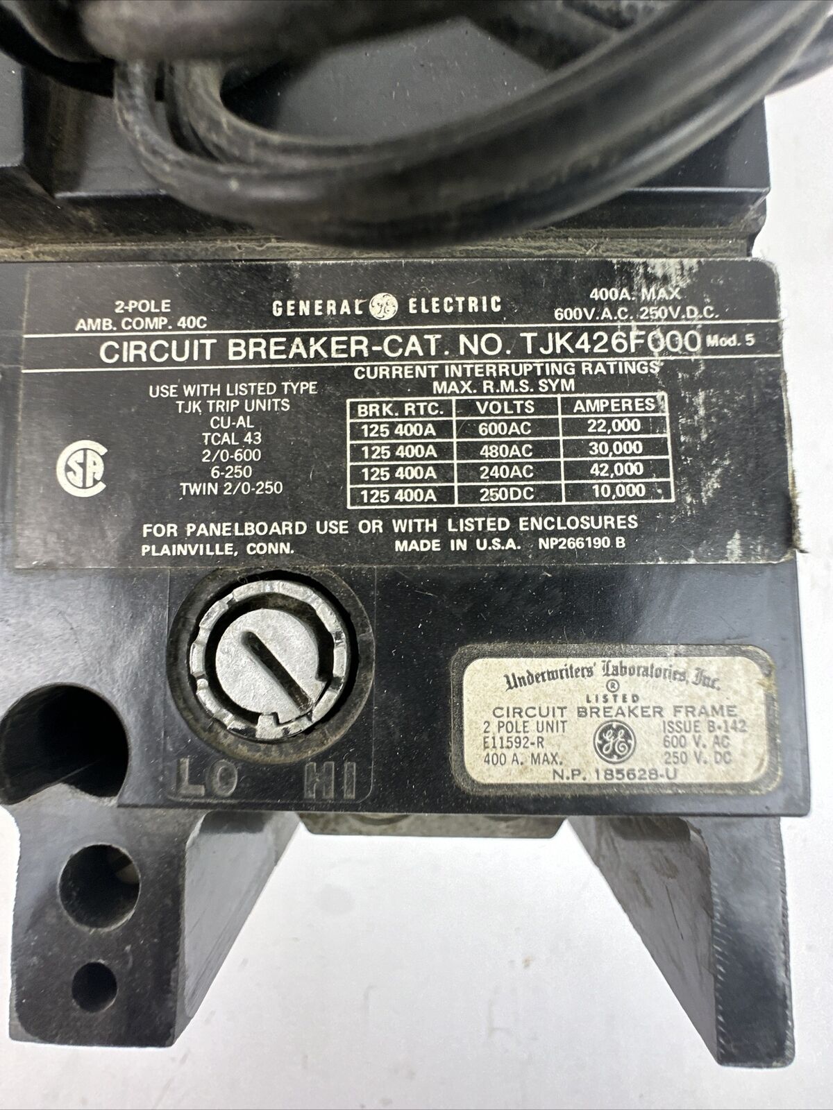 GE TJK426F000 CIRCUIT BREAKER 400A 2P 600VAC 250VDC 200A TRIP UNIT 48VDC SHUNT