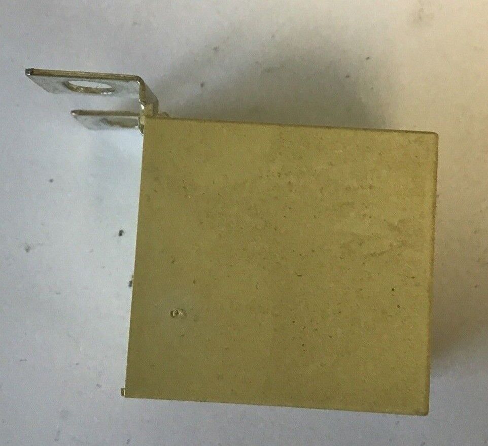 IC PMB 1200V V6 1.0UF 10% CAPACITOR ***LOTOF4***