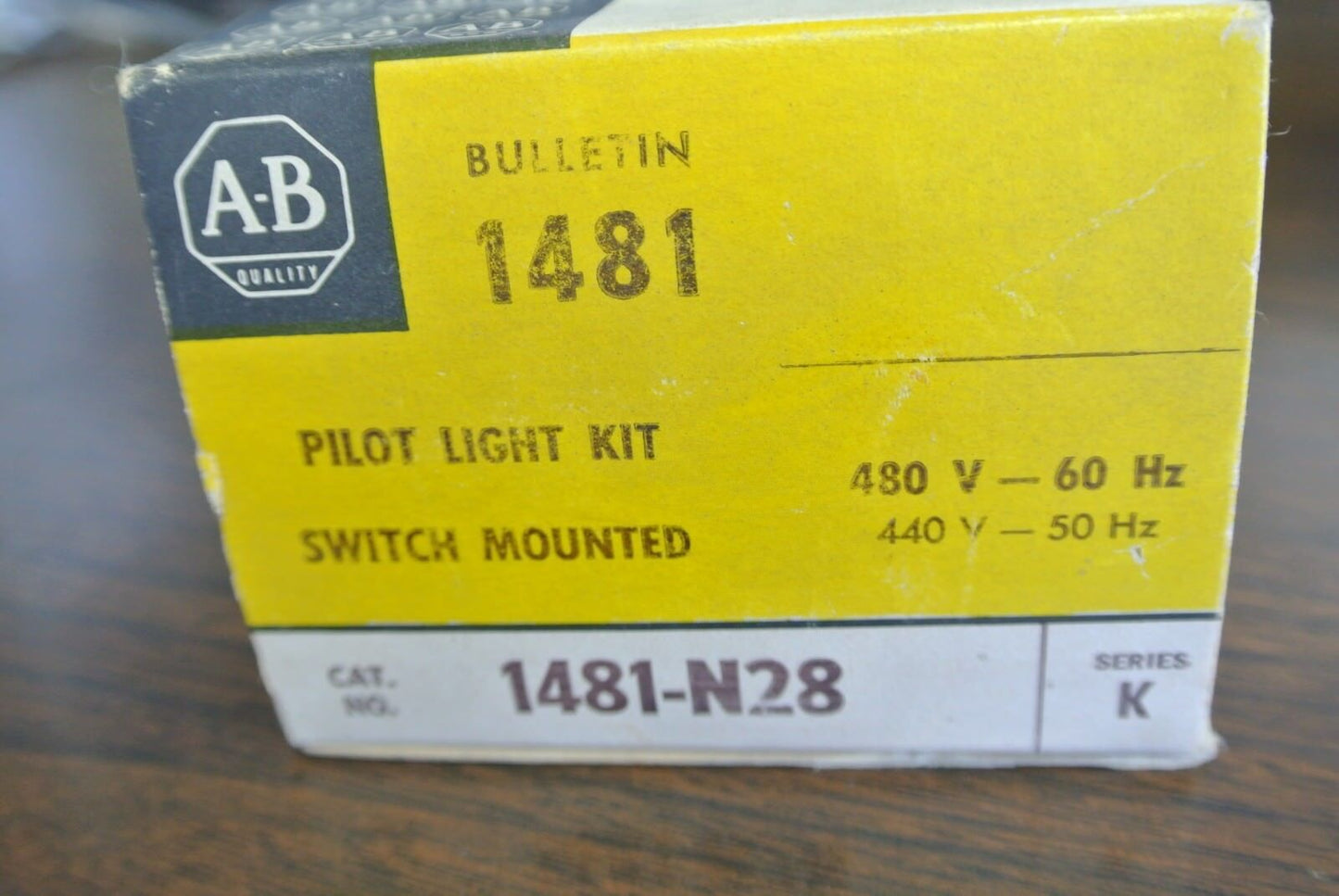 ALLEN-BRADLEY 1481-N28 SWITCH-MOUNTED PILOT LIGHT KIT - 440-480V - NEW SURPLUS