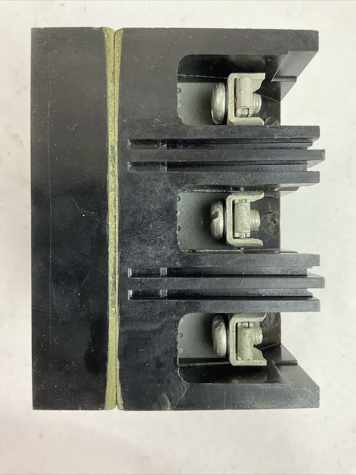 GE TED134C5020 CIRCUIT BREAKER 480VAC 20AMP 3POLE