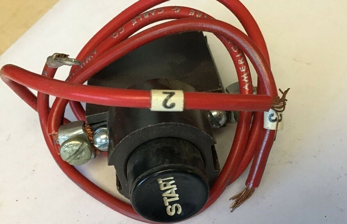 CUTLER HAMMER 10935H12A PUSHBUTTON