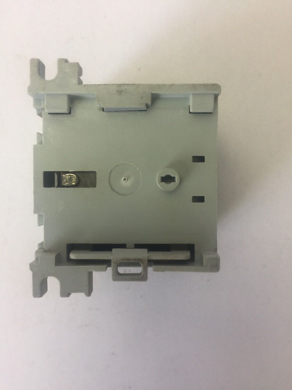 ALLEN BRADLEY 700DC-M310* CONTROL RELAY SER A 600VAC 5A 300VAC 12A COIL 24VDC