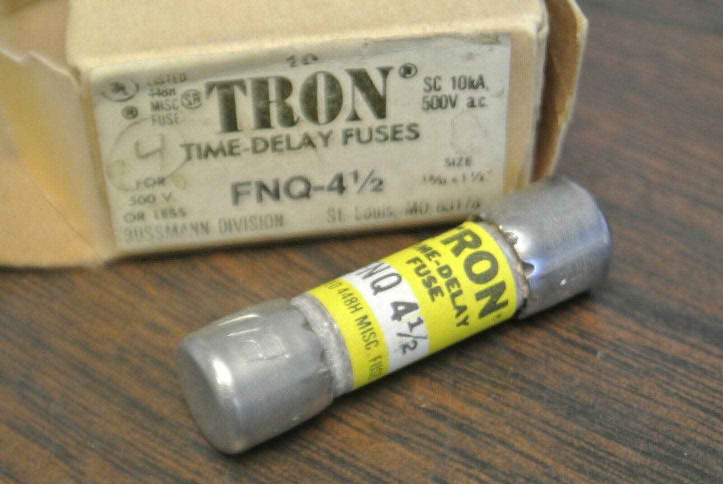 LOT of 3 / BUSS FNQ-4-1/2 TIME-DELAY FUSE 4-1/2A / 500V / NEW SURPLUS
