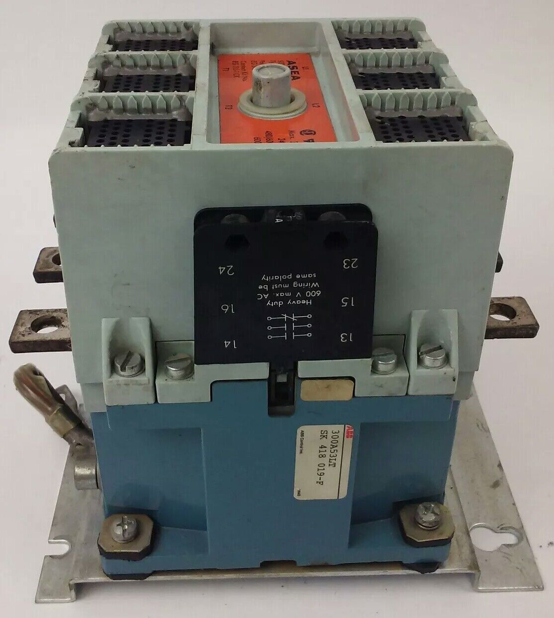 ASEA EG315-1 CONTACTOR, 3PH, 600V,100-200H.P., 270A CONT, SIZE 5,120V COIL,USED