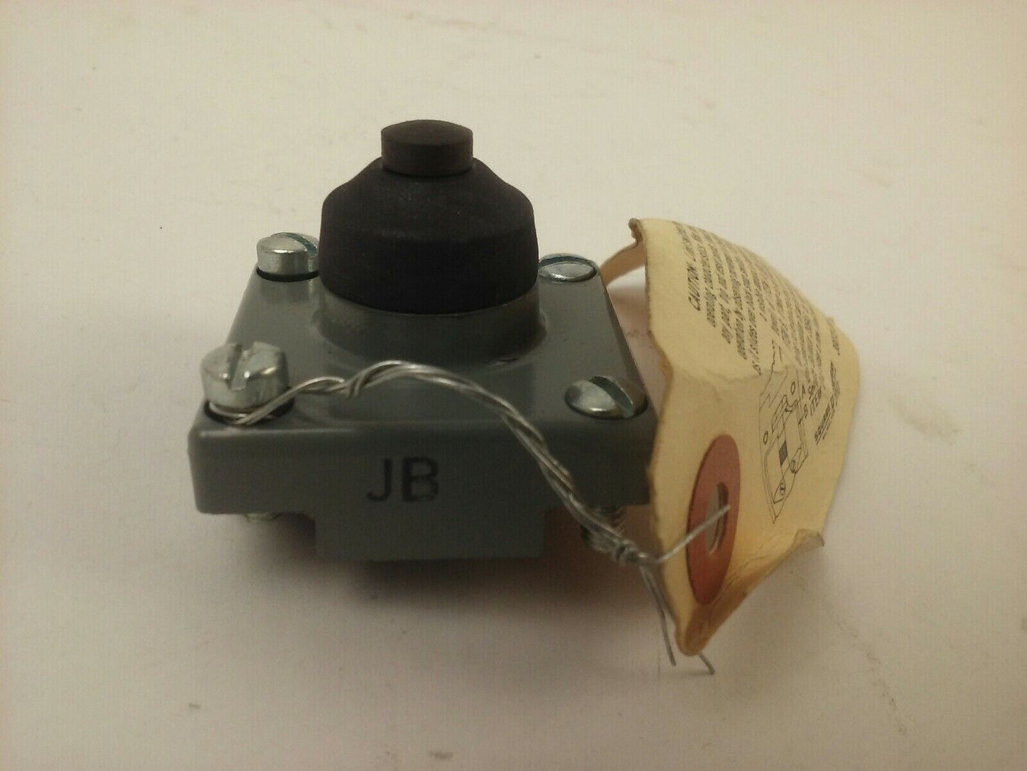 SQUARE D 31032-026-55 TOP ROLLER PLUNGER LIMIT SWITCH HEAD CLASS 9007