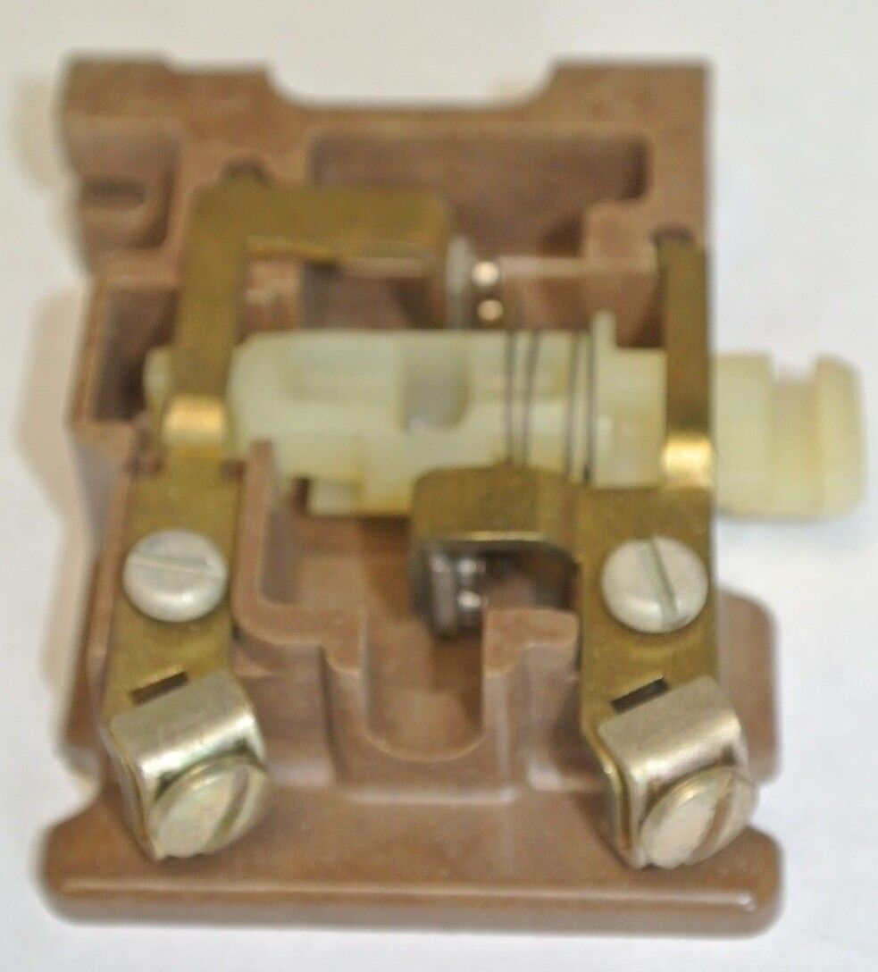 JOSLYN CLARK KPM-13 AUXILIARY CONTACT / FIXED POLE KIT, CLOSED TOP - NEW SURPLUS
