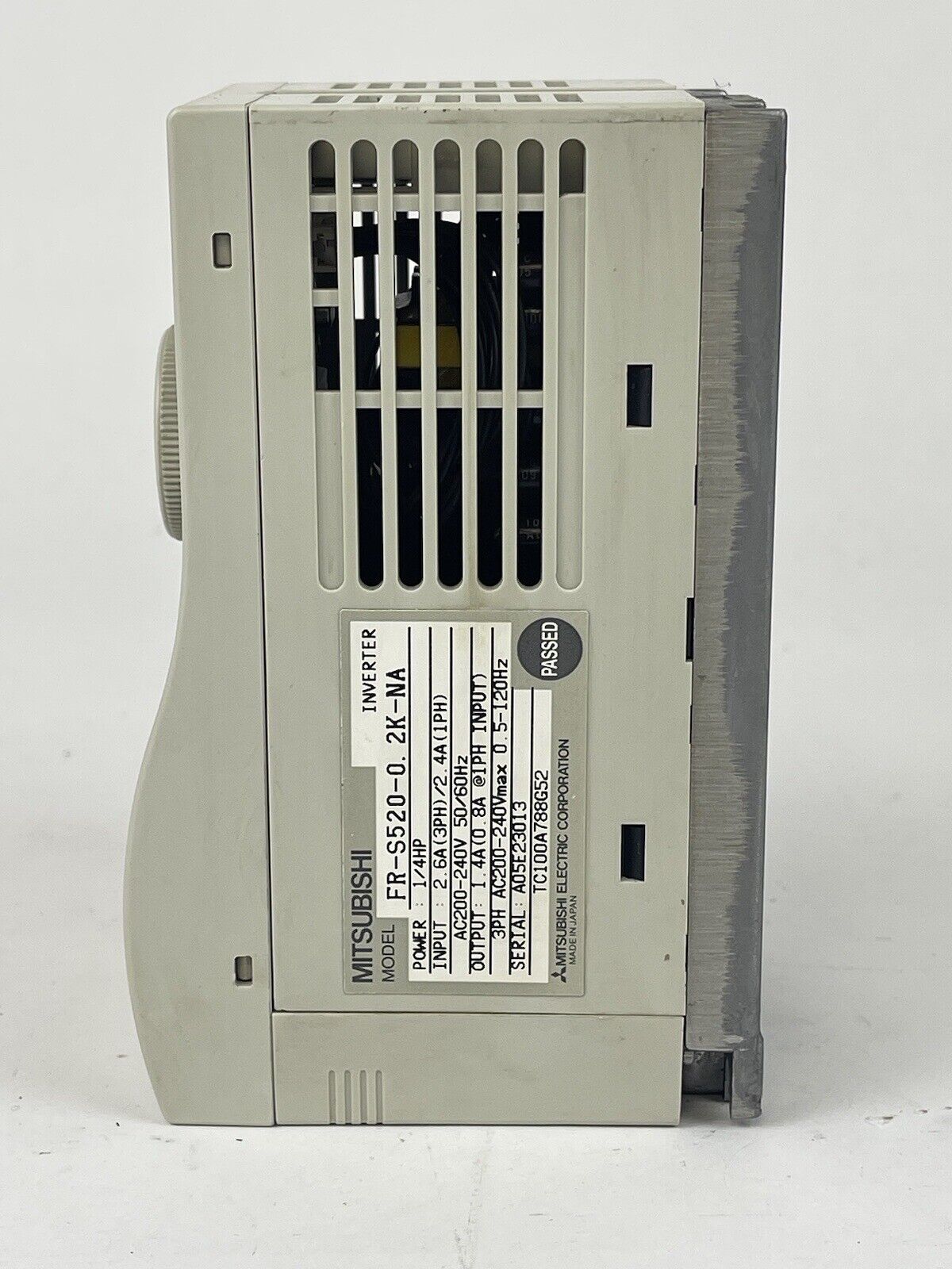 MITSUBISHI - FR-S520-0.2K-NA - 3 PHASE INVERTER - 1/4 HP, 2.6A, 240VAC .5-120Hz