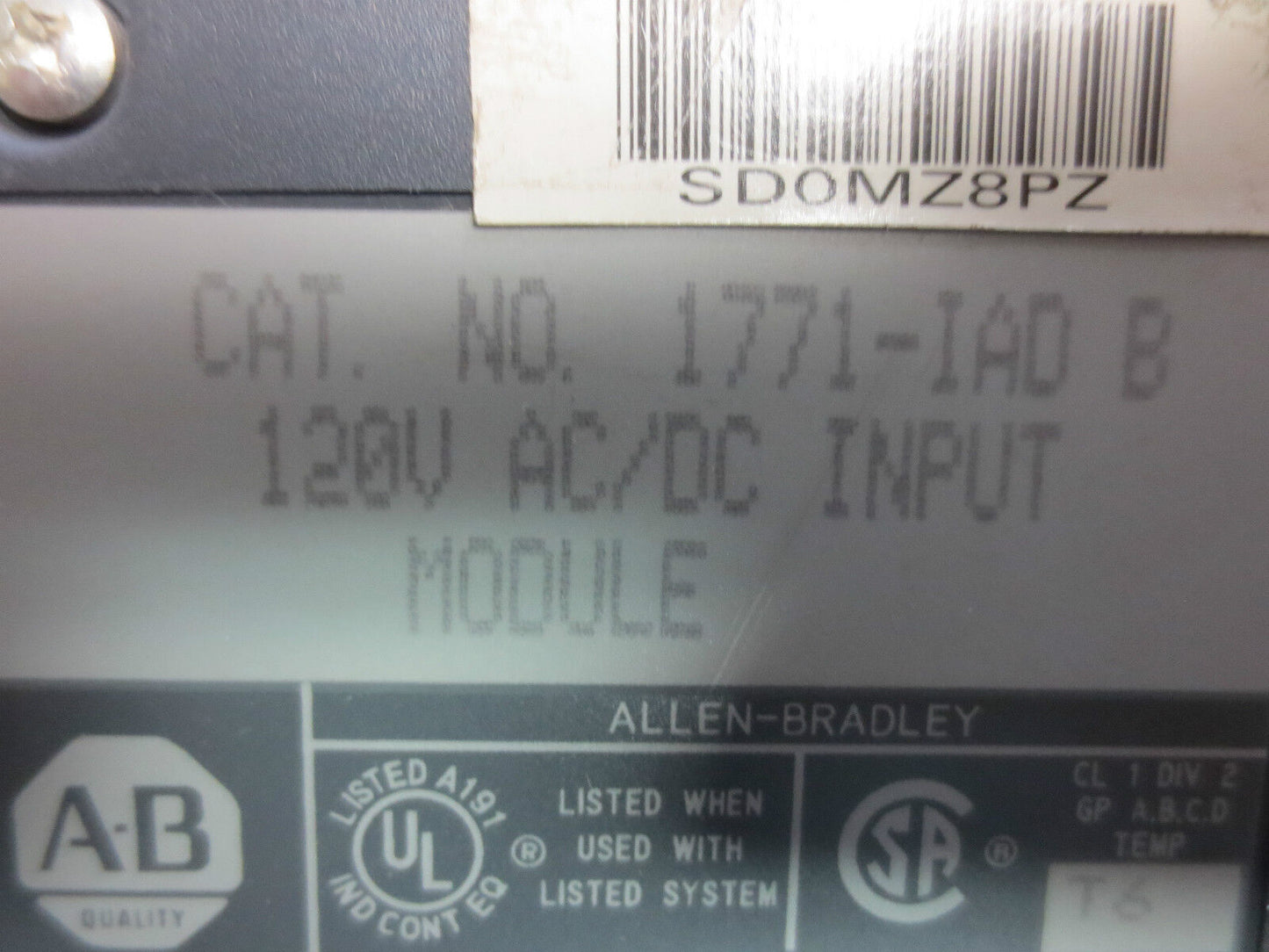 ALLEN-BRADLEY 1771-IAD B, 120V AC/DC INPUT MODULE