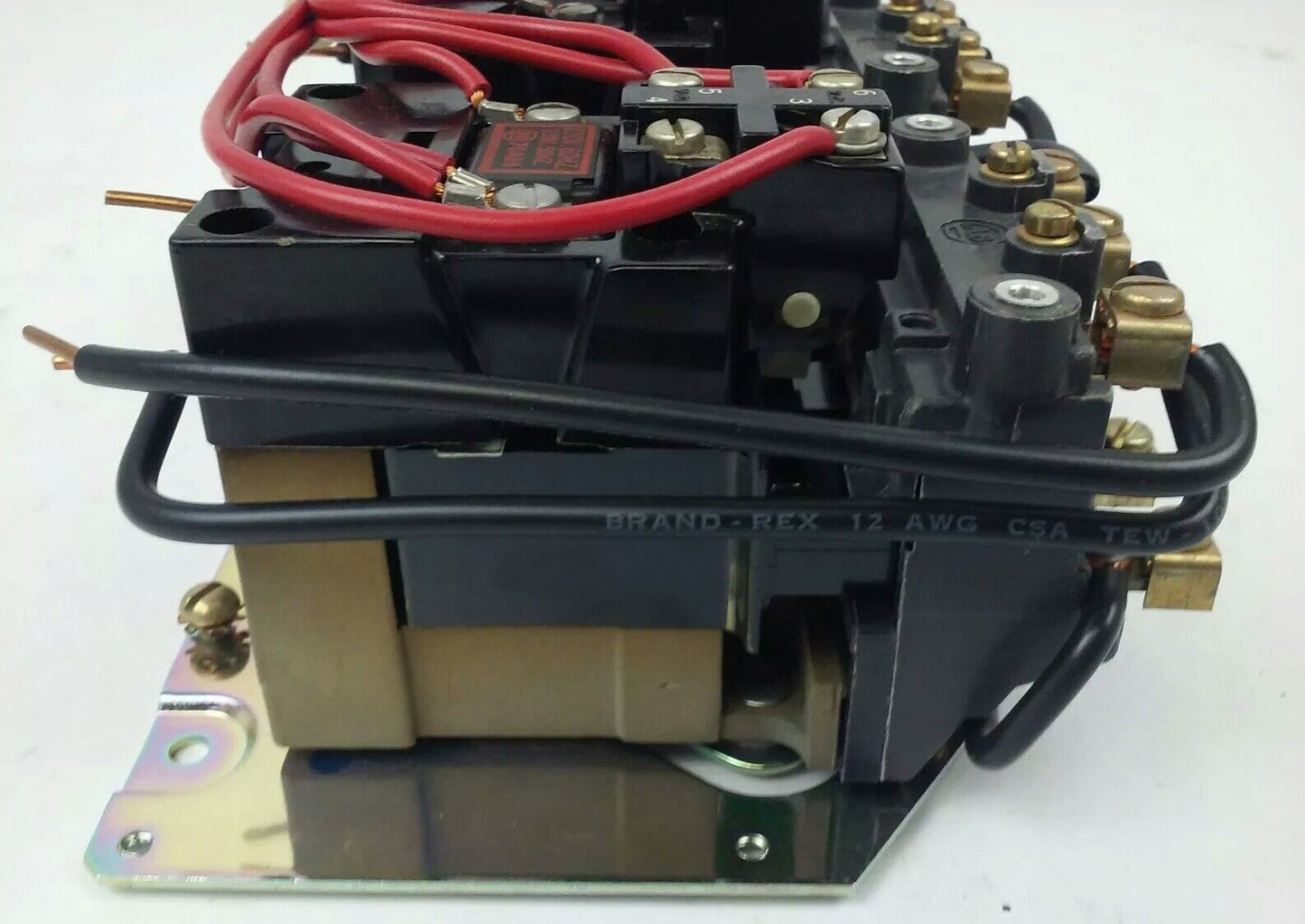 ALLEN BRADLEY 715X-AOD3000 TWO SPEED STARTER SIZE 0 PHASE 3 120V 60HZ SERIES L