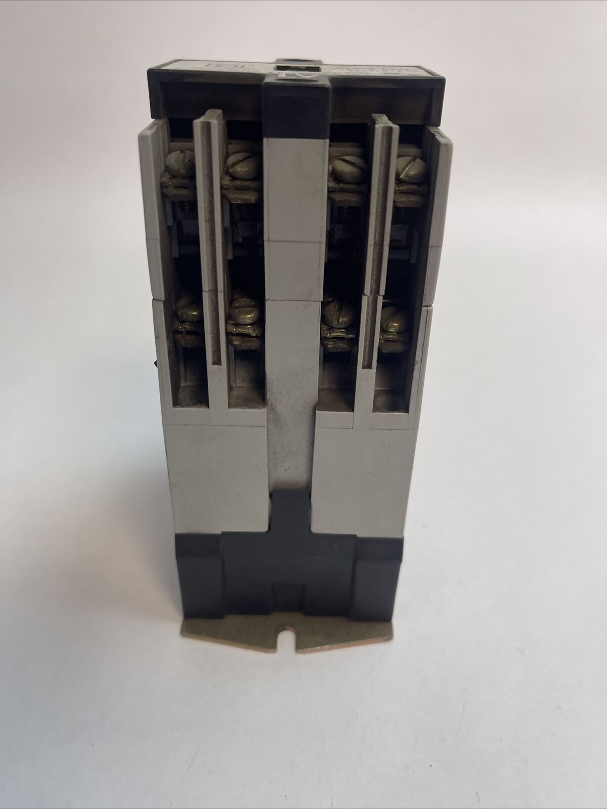 SQUARE D CLASS 8501 TYPE XB-40 INDUSTRIAL CONTROL RELAY FORM MV SERIES A