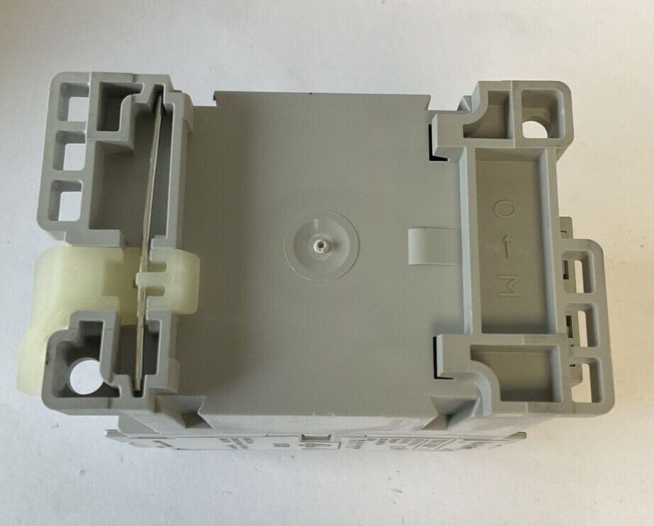 ALLEN BRADLEY 700-CF400EJ CONTACTOR SER.A 24VDC